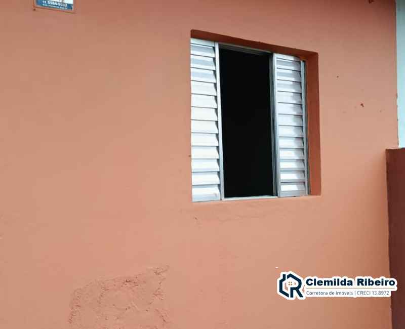 Foto de CASA  DISPONIVEL PRA LOCAÇÃO  FIXA 